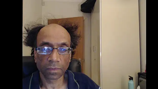 rauncher1 online show from June 25, 2026, 8:57 pm