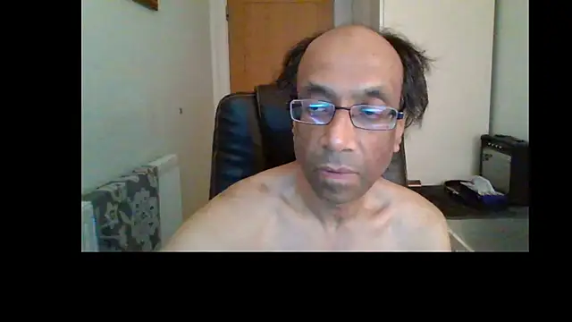 rauncher1 online show from July 9, 2026, 5:28 pm