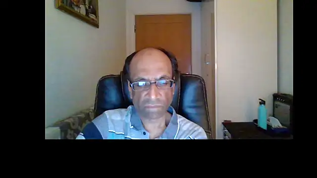 rauncher1 online show from July 11, 2026, 10:33 pm