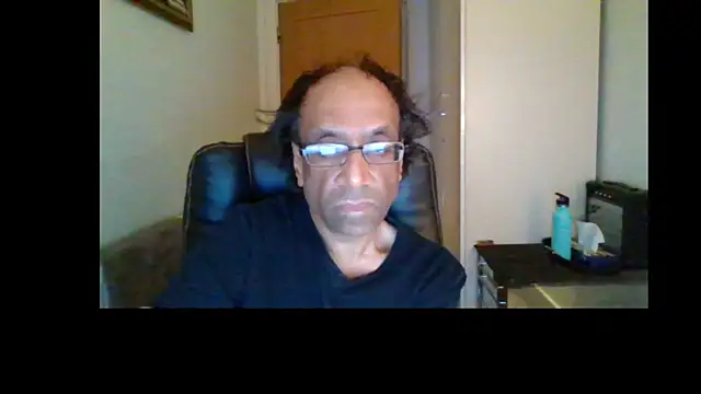 rauncher1 online show from July 12, 2026, 11:07 pm