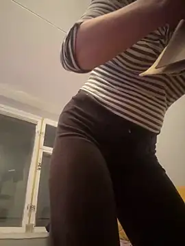 Susanel online show from December 20, 2024, 7:28 pm