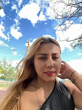 Snapshot of Brittanyrosexx chatting on October 24, 2025, 8:05 pm Brittanyrosexx online show from October 24, 2025, 8:05 pm