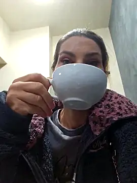 FeliciaKrige online show from October 1, 2025, 8:15 pm