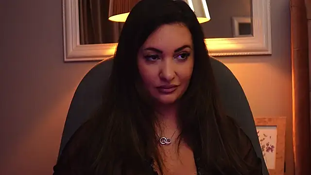 Snapshot of YaaraCollins chatting on October 25, 2025, 6:46 pm YaaraCollins online show from October 25, 2025, 6:46 pm