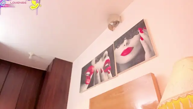 Andreamorreti online show from December 18, 2025, 1:00 am