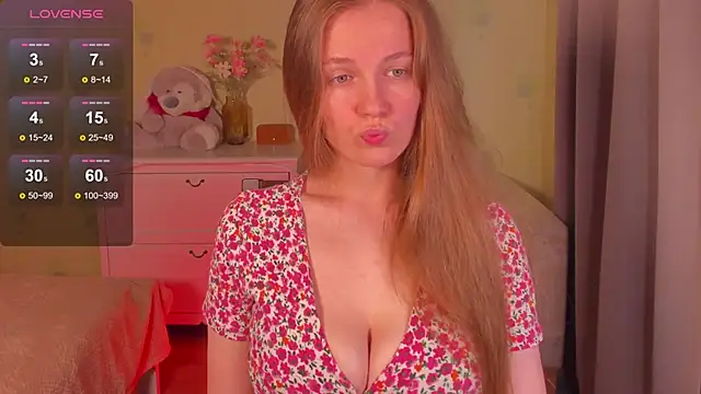 SweetMilkis online show from May 22, 2026, 12:11 pm