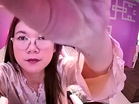 Snapshot of Sweety_Aria chatting on January 17, 2025, 6:57 am Sweety Aria online show from January 17, 2025, 6:57 am