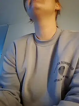 Snapshot of Cutegirlforyou chatting on December 4, 2025, 10:02 am Cutegirlforyou online show from December 4, 2025, 10:02 am