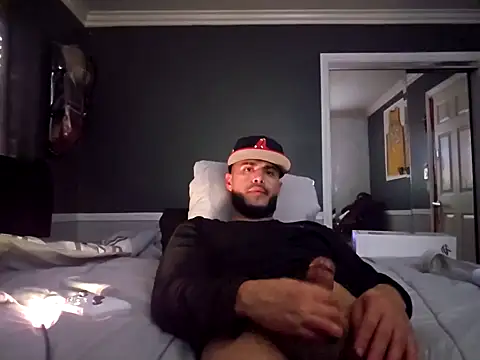 Snapshot of gardy8585 chatting on January 23, 2025, 9:50 pm gardy8585 online show from January 23, 2025, 9:50 pm