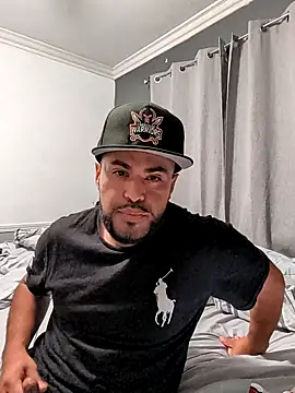 Snapshot of gardy8585 chatting on October 11, 2025, 1:09 pm gardy8585 online show from October 11, 2025, 1:09 pm