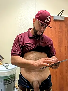 Snapshot of gardy8585 chatting on March 1, 2026, 11:56 am gardy8585 online show from March 1, 2026, 11:56 am