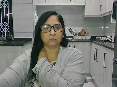 Snapshot of Indiankushy chatting on July 2, 2026, 6:03 pm Indiankushy online show from July 2, 2026, 6:03 pm
