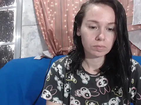 Venusluxodomme online show from March 20, 2026, 2:22 pm