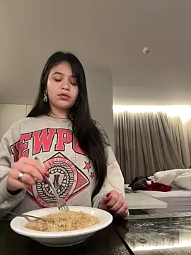 Snapshot of kiarafonseca_ chatting on October 8, 2025, 12:30 am kiarafonseca online show from October 8, 2025, 12:30 am