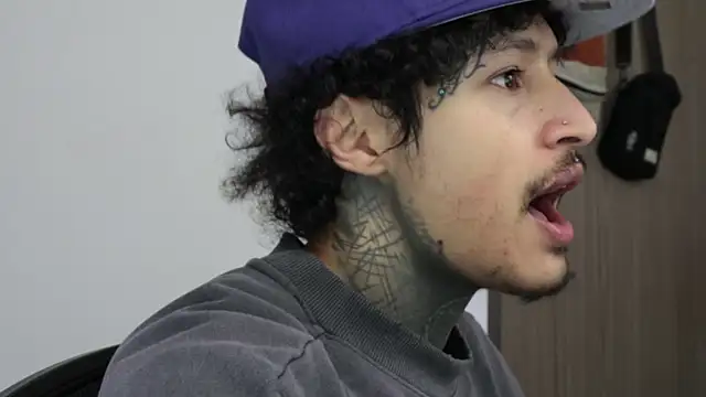 trieone online show from February 25, 2026, 1:43 pm