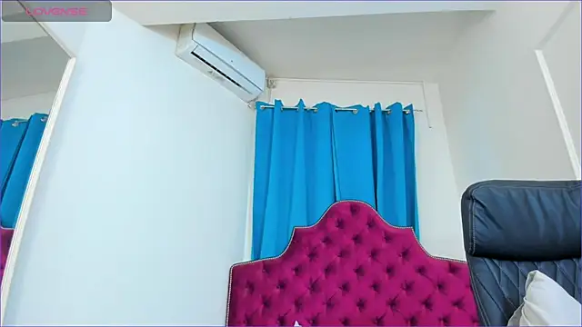 Snapshot of ninnadee chatting on June 24, 2026, 4:11 am ninnadee online show from June 24, 2026, 4:11 am
