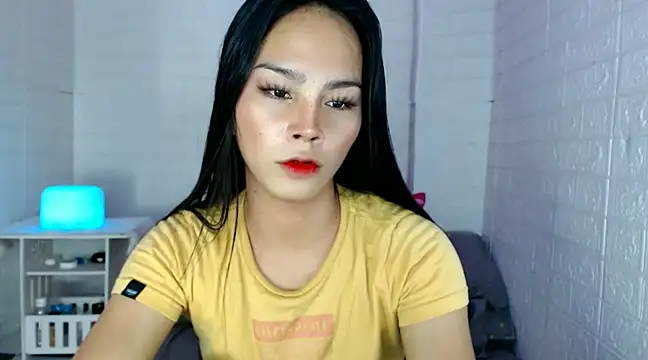 urnaughtydolly69 online show from January 21, 2025, 1:54 pm