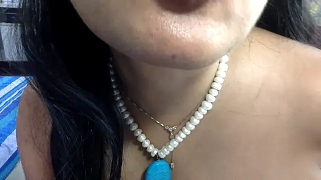 Snapshot of yourradhika chatting on August 3, 2026, 8:35 am yourradhika online show from August 3, 2026, 8:35 am