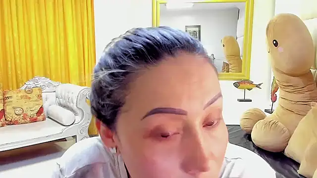 Snapshot of gaby_trent chatting on January 22, 2025, 5:28 pm gaby trent online show from January 22, 2025, 5:28 pm