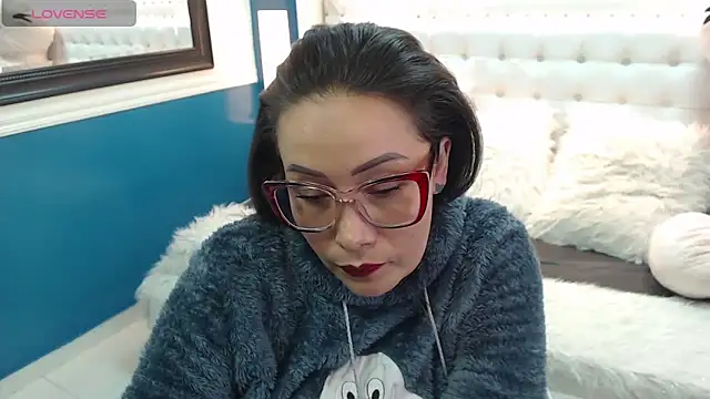 Snapshot of gaby_trent chatting on February 24, 2025, 6:47 pm gaby trent online show from February 24, 2025, 6:47 pm