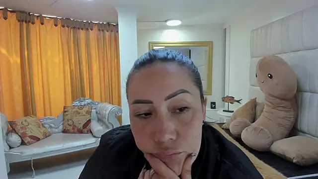 Snapshot of gaby_trent chatting on September 11, 2025, 3:12 pm gaby trent online show from September 11, 2025, 3:12 pm