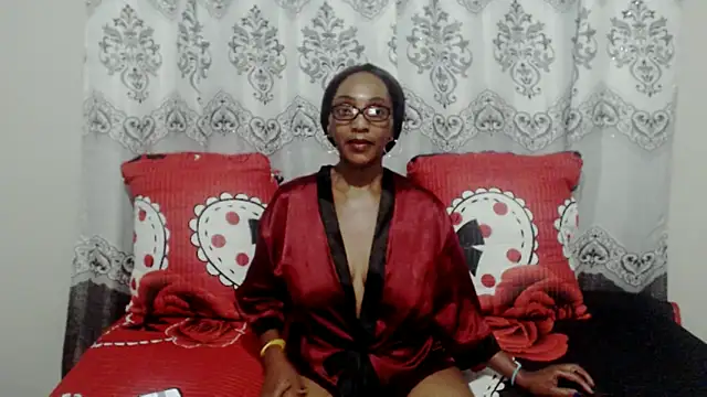 Snapshot of NikkyJigglesX chatting on February 17, 2025, 6:26 pm NikkyJigglesX online show from February 17, 2025, 6:26 pm