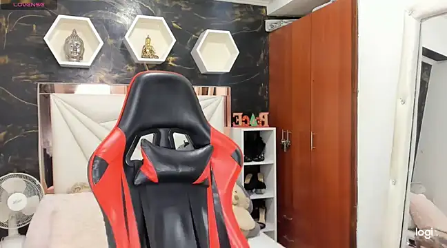 Snapshot of ximena_slut_21 chatting on December 4, 2024, 1:58 am ximena slut 21 online show from December 4, 2024, 1:58 am