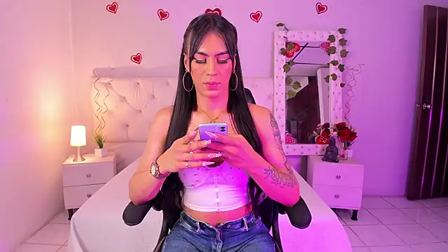 Snapshot of ximena_slut_21 chatting on February 22, 2025, 10:52 pm ximena slut 21 online show from February 22, 2025, 10:52 pm