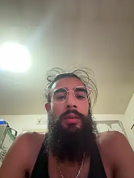 Snapshot of Av0caT chatting on September 8, 2025, 11:04 pm Av0caT online show from September 8, 2025, 11:04 pm