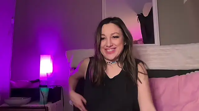 Snapshot of CrazyKittenMeow chatting on February 25, 2025, 7:09 am CrazyKittenMeow online show from February 25, 2025, 7:09 am