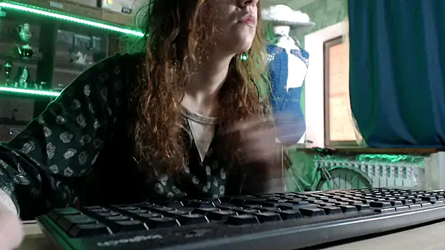 pa1e pr1ncess online show from May 3, 2026, 6:08 am