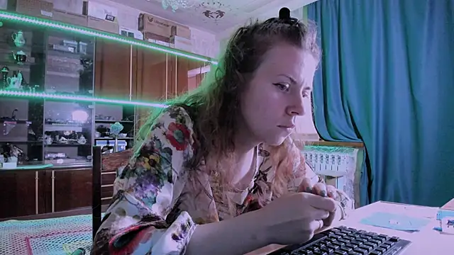 Snapshot of pa1e_pr1ncess chatting on July 18, 2026, 7:12 am pa1e pr1ncess online show from July 18, 2026, 7:12 am