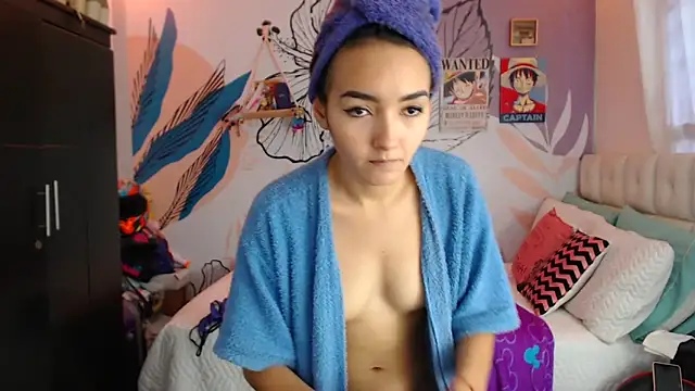 LinzyBaner online show from February 10, 2025, 10:30 pm