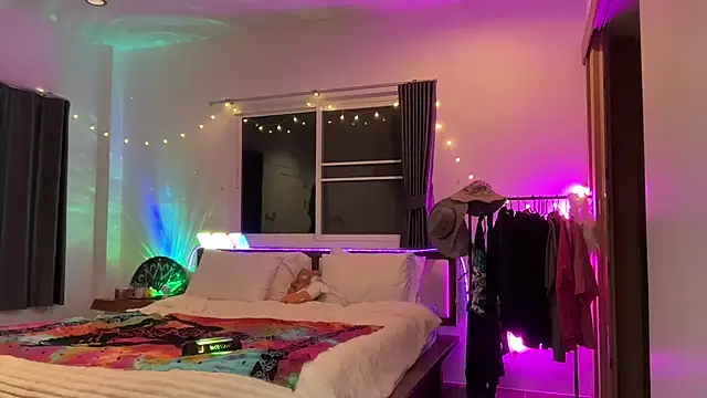 MonicaMilz online show from January 31, 2025, 3:44 pm