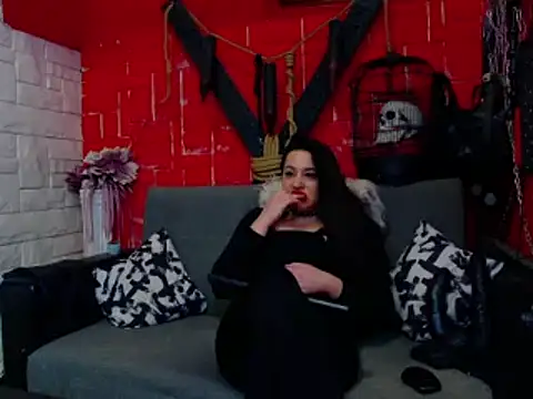 Snapshot of MistressRachelle chatting on January 28, 2025, 1:18 am MistressRachelle online show from January 28, 2025, 1:18 am