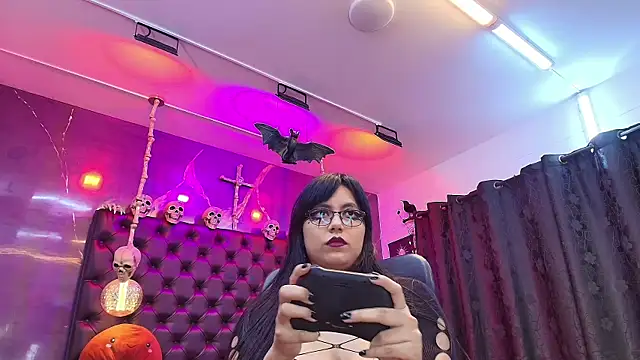 AlexHoe  online show from February 22, 2025, 1:00 am