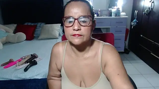 pervert mommy  online show from February 3, 2026, 10:42 am