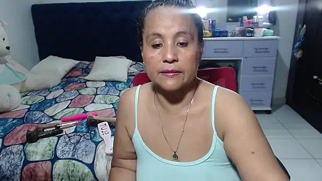 Snapshot of pervert_mommy_ chatting on May 5, 2026, 9:50 am pervert mommy online show from May 5, 2026, 9:50 am