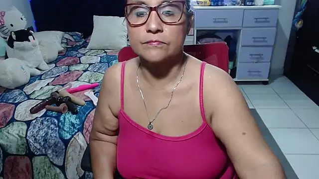 Snapshot of pervert_mommy_ chatting on May 6, 2026, 10:09 am pervert mommy online show from May 6, 2026, 10:09 am