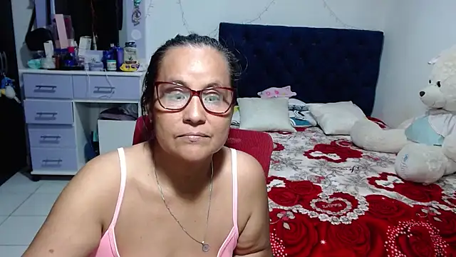 Snapshot of pervert_mommy_ chatting on May 20, 2026, 2:01 pm pervert mommy online show from May 20, 2026, 2:01 pm