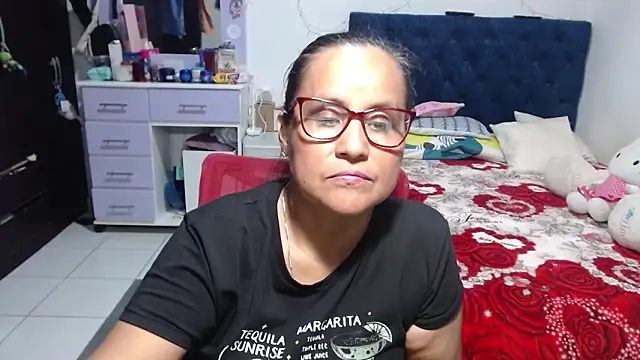Snapshot of pervert_mommy_ chatting on May 22, 2026, 2:12 pm pervert mommy online show from May 22, 2026, 2:12 pm