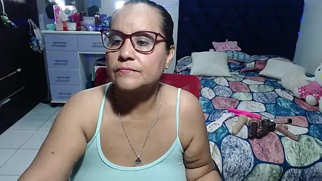 Snapshot of pervert_mommy_ chatting on May 29, 2026, 9:40 am pervert mommy online show from May 29, 2026, 9:40 am