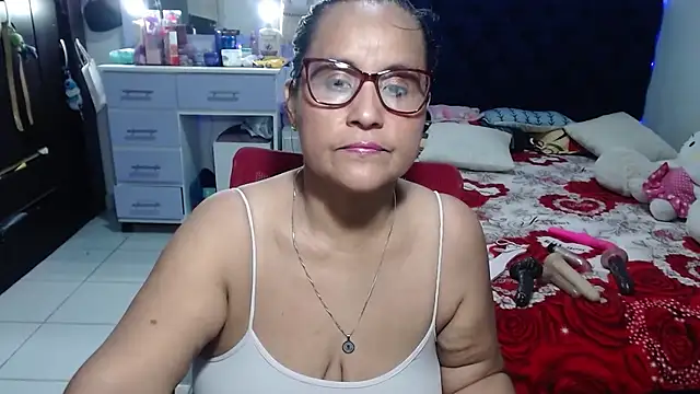 Snapshot of pervert_mommy_ chatting on June 9, 2026, 9:54 am pervert mommy online show from June 9, 2026, 9:54 am