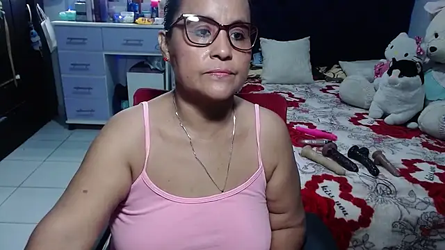 Snapshot of pervert_mommy_ chatting on June 12, 2026, 9:30 am pervert mommy online show from June 12, 2026, 9:30 am