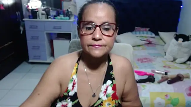 pervert mommy  online show from July 28, 2026, 10:21 am