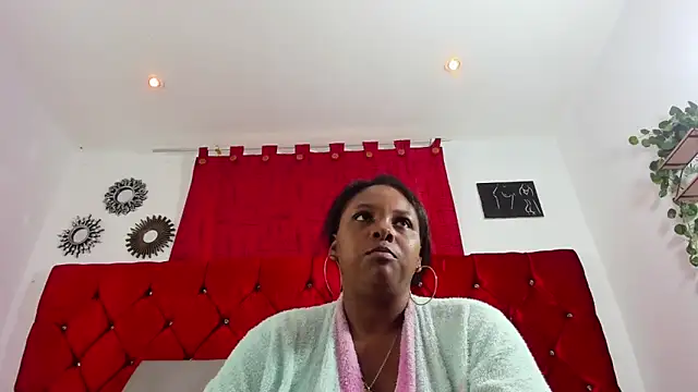 Snapshot of harleyevaans chatting on March 6, 2025, 12:41 pm harleyevaans online show from March 6, 2025, 12:41 pm