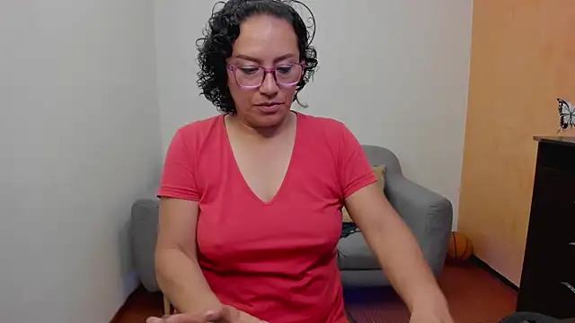 Snapshot of scarlet_wet chatting on June 2, 2026, 11:18 pm scarlet wet online show from June 2, 2026, 11:18 pm