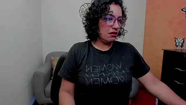 Snapshot of scarlet_wet chatting on June 26, 2026, 12:04 am scarlet wet online show from June 26, 2026, 12:04 am