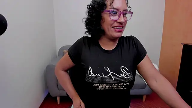 Snapshot of scarlet_wet chatting on July 10, 2026, 10:34 pm scarlet wet online show from July 10, 2026, 10:34 pm