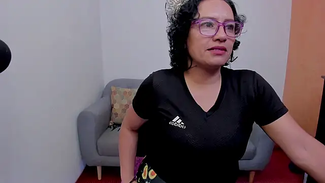 Snapshot of scarlet_wet chatting on July 17, 2026, 11:09 pm scarlet wet online show from July 17, 2026, 11:09 pm